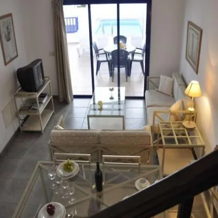 Playa Blanca Sleeps 6 Pool Wifi Vila *